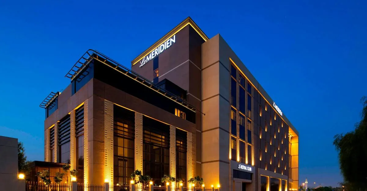 Le Meridien Hotel, Airport Road project image