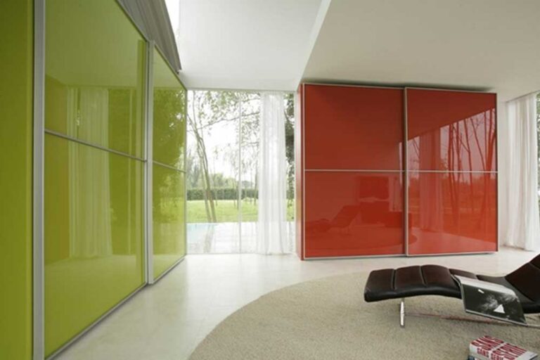 Glass Kitchen Splashback Installation in Dubai: Measurement, Colour, and Fitting Guide