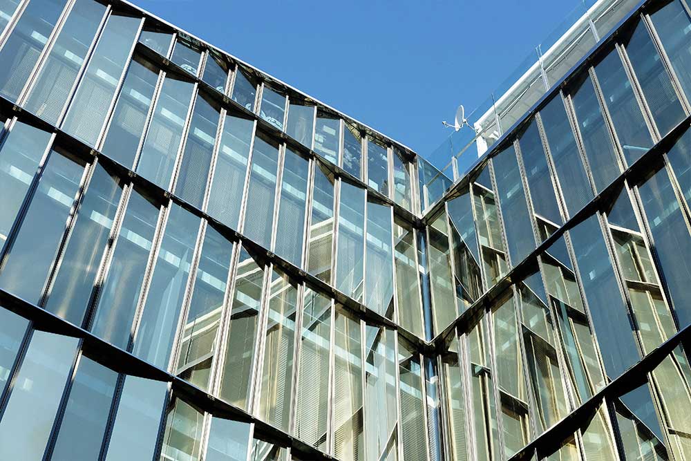 Curtain Wall Silicone Sealant Replacement in Dubai: Resealing Guide